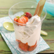 Glace à la rhubarbe